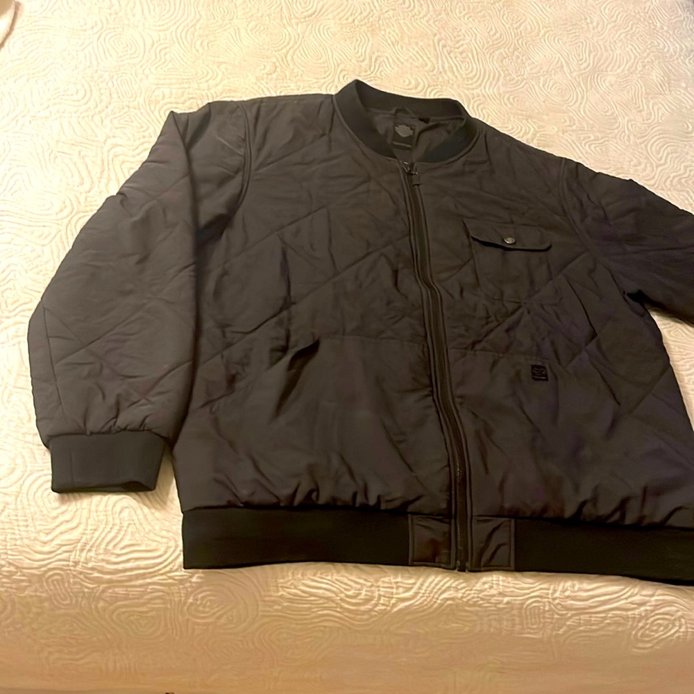 Men’s black Harley Davidson 3XL quilted jacket with zipper